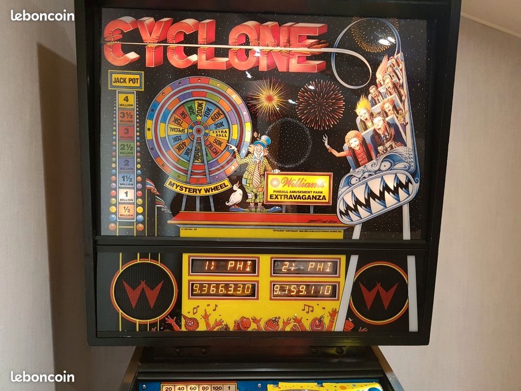 Flipper CYCLONE ( WILLIAMS ) (image 1)
