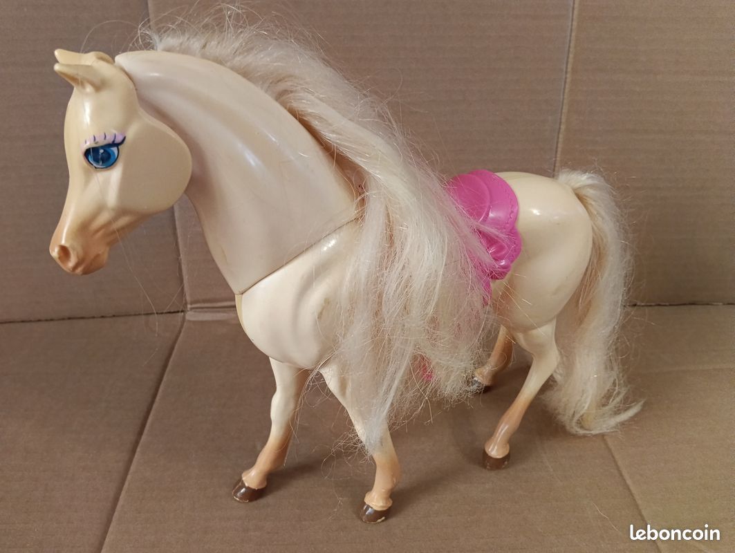 Lot chevaux barbie mattel (image 4)