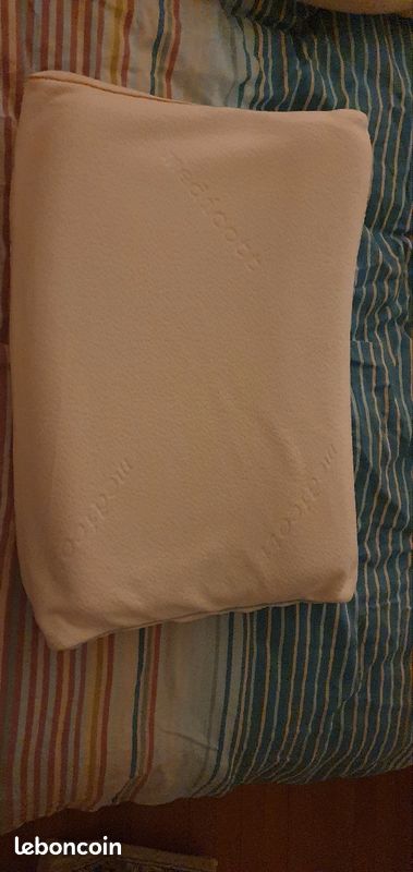 Coussin neuf mémoire de forme 4 fermeté au choix (image 2)