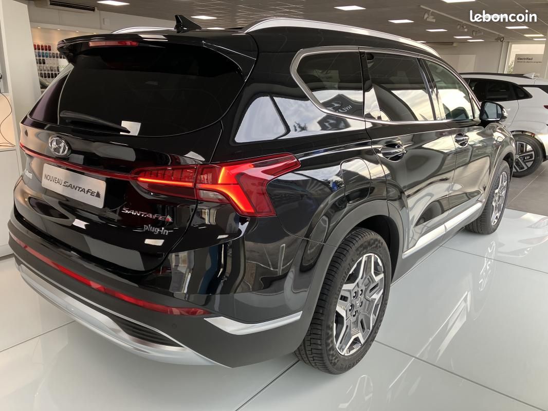 Hyundai Santa Fe 1.6 T-GDi Plug-in 265 HTRAC BVA6 Executive - Voitures