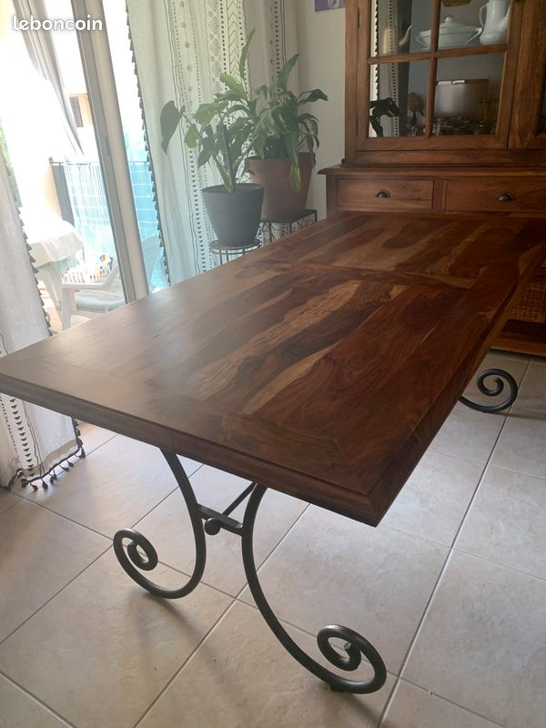 Table à manger (image 1)
