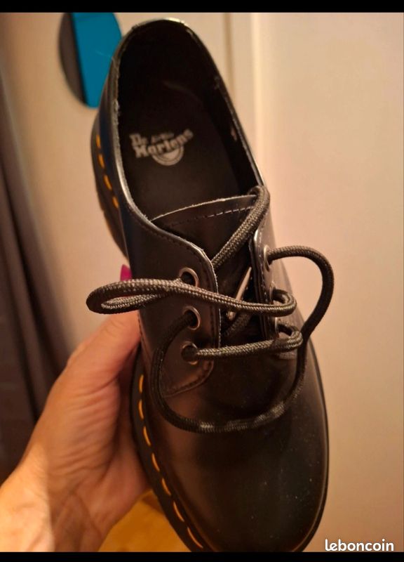 Doc Martens (image 12)