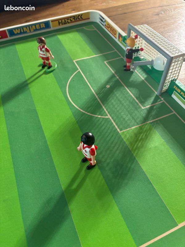 PLAYMOBIL Set Sport 4700 - Porta Da Calcio Con Terreno Di Gioco, Usato Completo