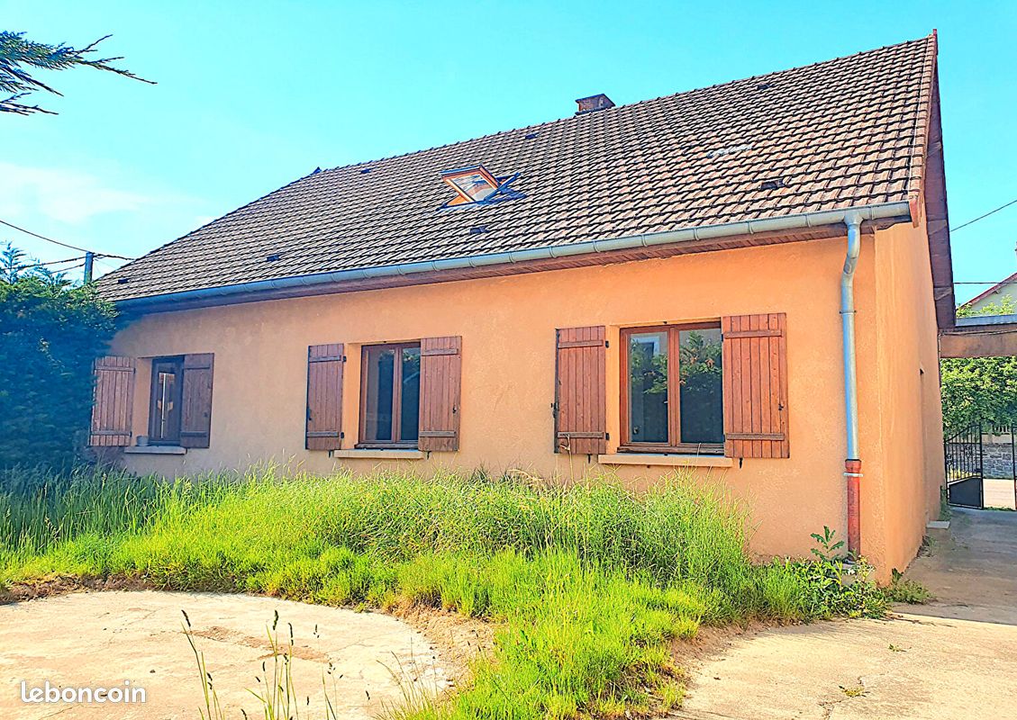 Maison 5 pièces 180 m² · à Conflans-sur-Lanterne · 180 m² · 110 000 €