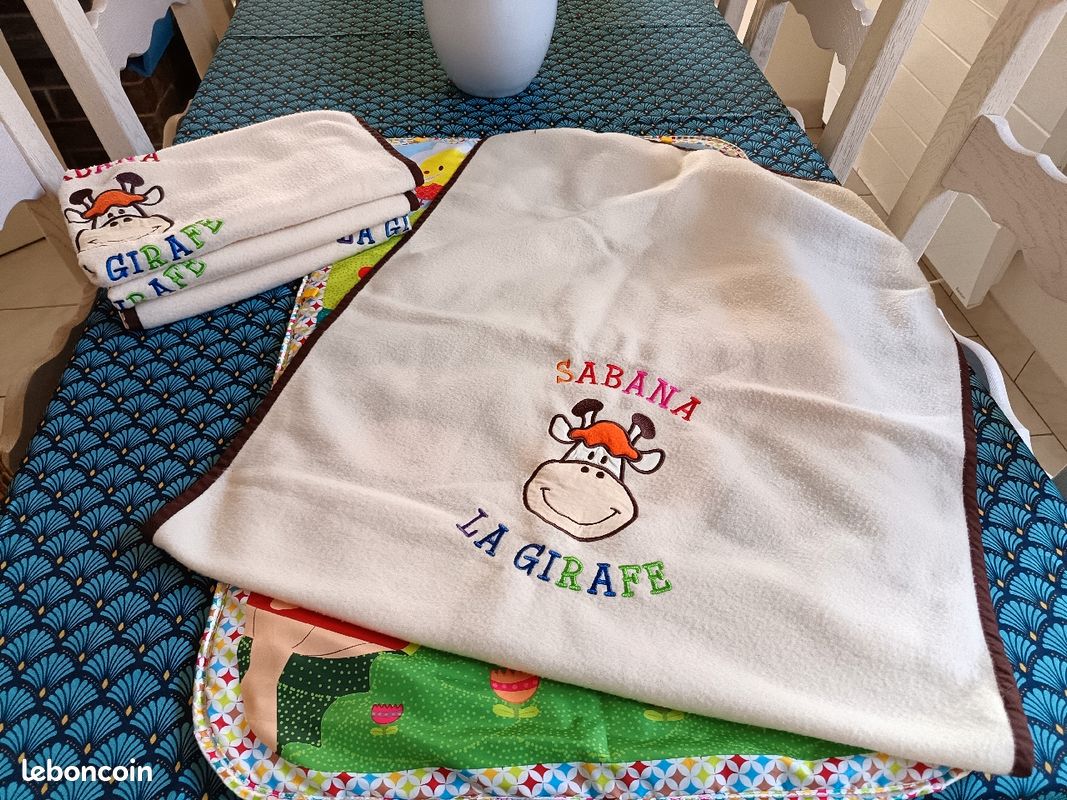 Tapis à langer et petite couette polaire (image 2)