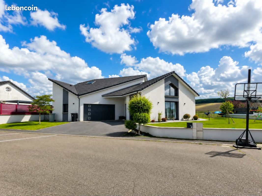Maison 9 pièces 140 m² · à Bras-sur-Meuse · 140 m² · 369 000 €