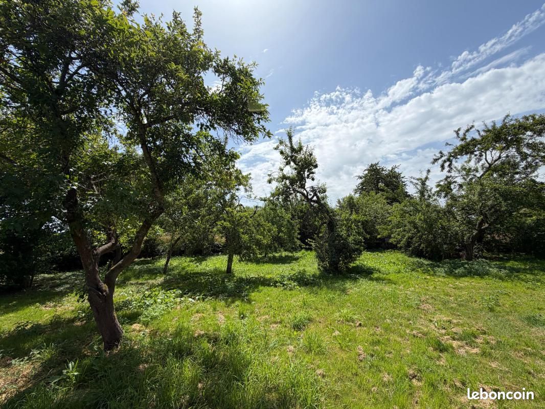 Terrain 478 m² · à Saint-Lubin-de-la-Haye · 90 000 €