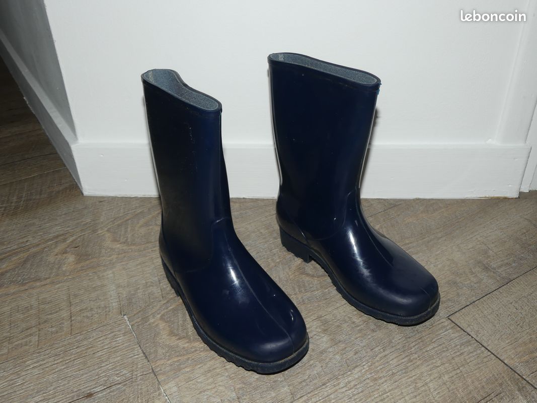 Bottes bleues foncées en caoutchouc taille 26 (image 1)