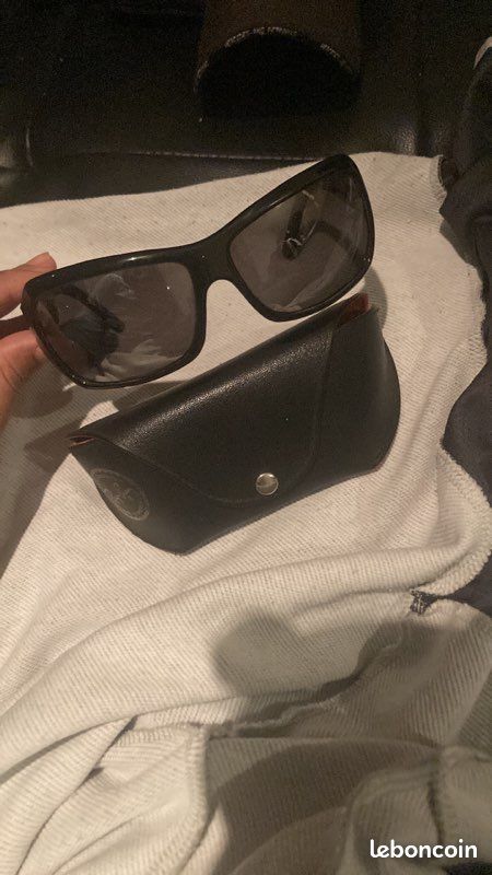 Lunettes de soleil (image 1)