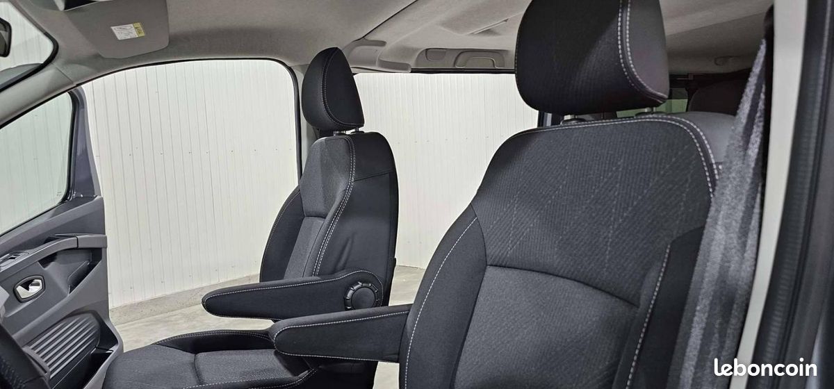 Nissan Primastar COMBI L1H1 3.0t 2.0 dCi 170 S/S BVA9 Tekna 8 pl (image 35)