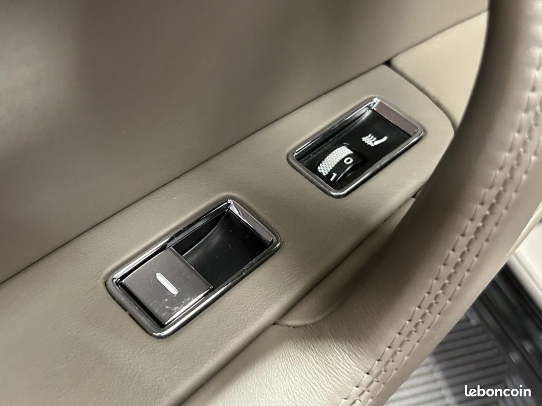 Bentley Continental FLYING SPUR 6.0 W12 560 - AWD *1ERE MAIN CARNET COMPLET (image 46)