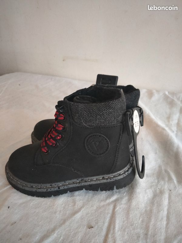 Boots (image 2)