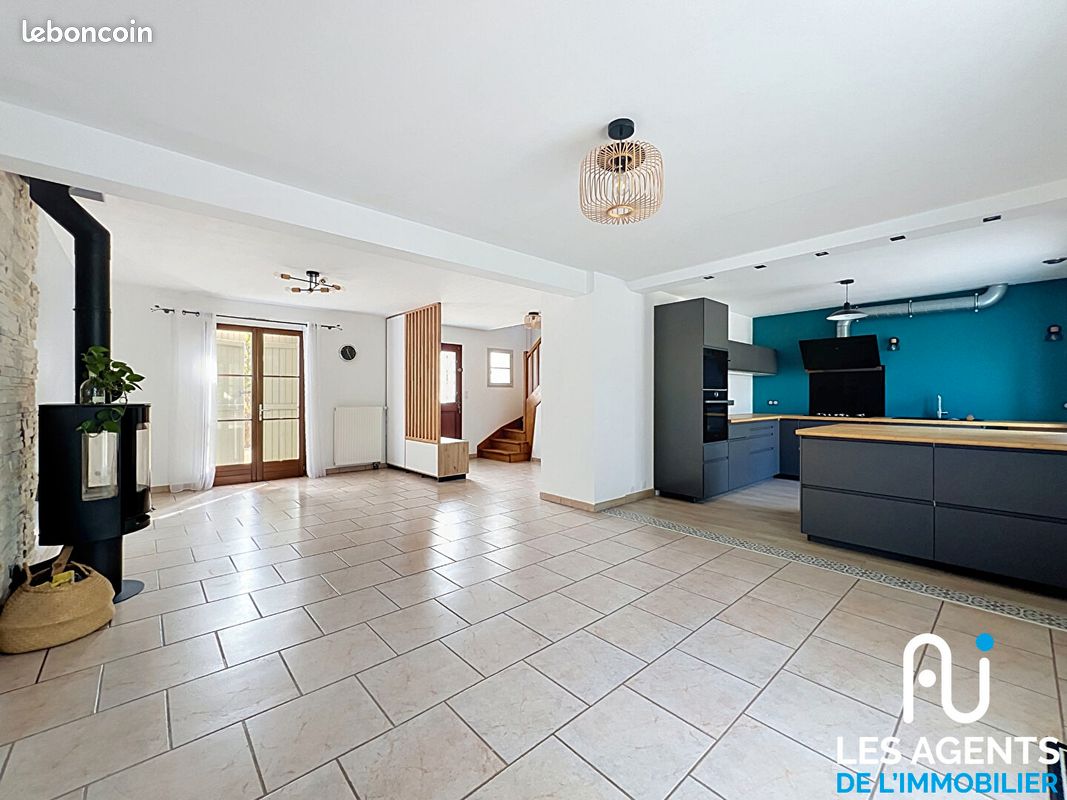 Maison 6 pièces 117 m² · à Beaugency · 117 m² · 244 000 €