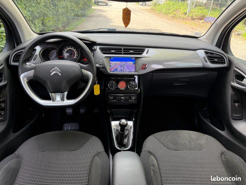Très jolie Petite Citadine Citroën C3 phase 2 CRIT’AIR 1 1.6 VTI 120cv 81000km d’ORIGINE Exclsuive PS VITA du 09/05/2014 BVM5 (image 4)