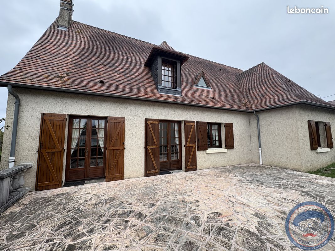 Maison 5 pièces 133 m² · à Monnaie · 133 m² · 289 000 €