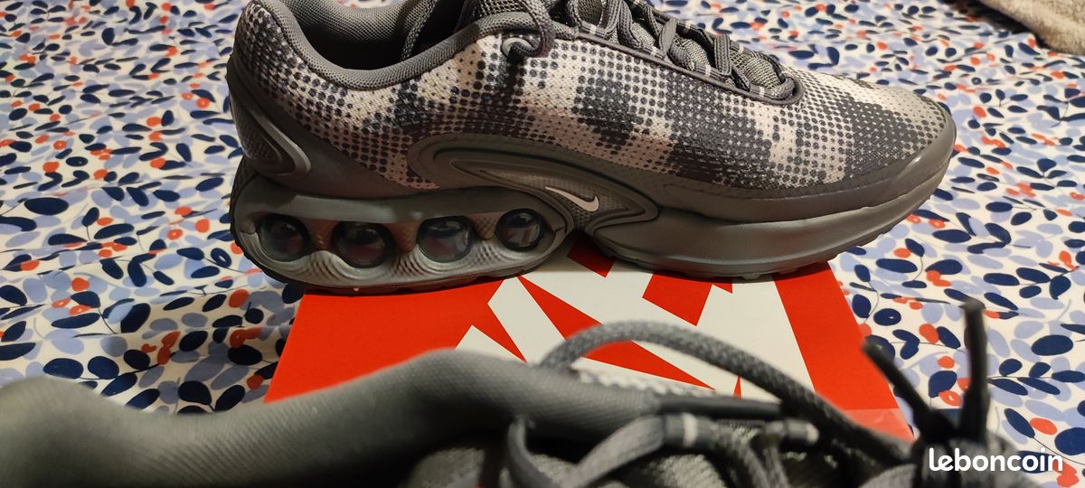 Air max dn (image 9)