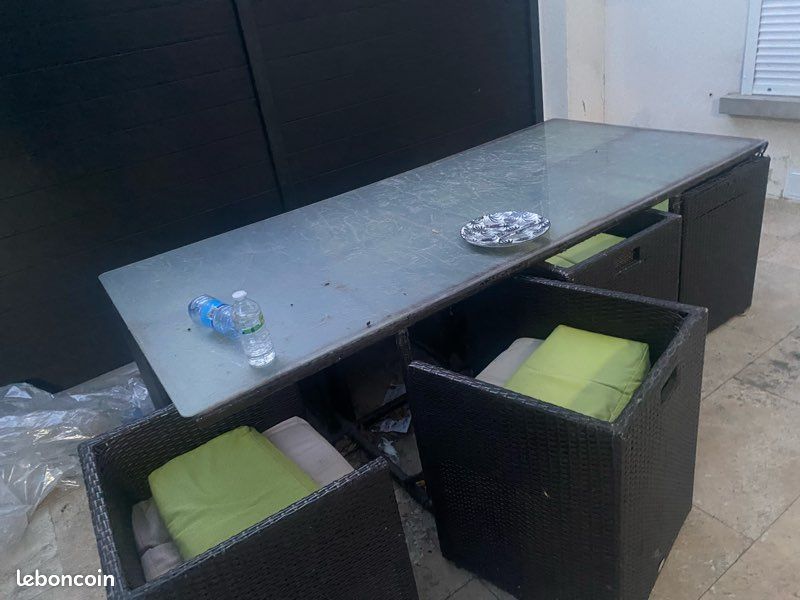 Table est chaise de jardin (image 4)