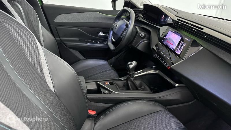 Peugeot 308 1.2 PureTech 130ch S&S Allure (image 15)