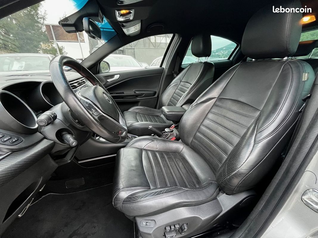 Alfa romeo GIULIETTA 1.6 JTDM 120CH EXCLUSIVE STOP&START (image 6)