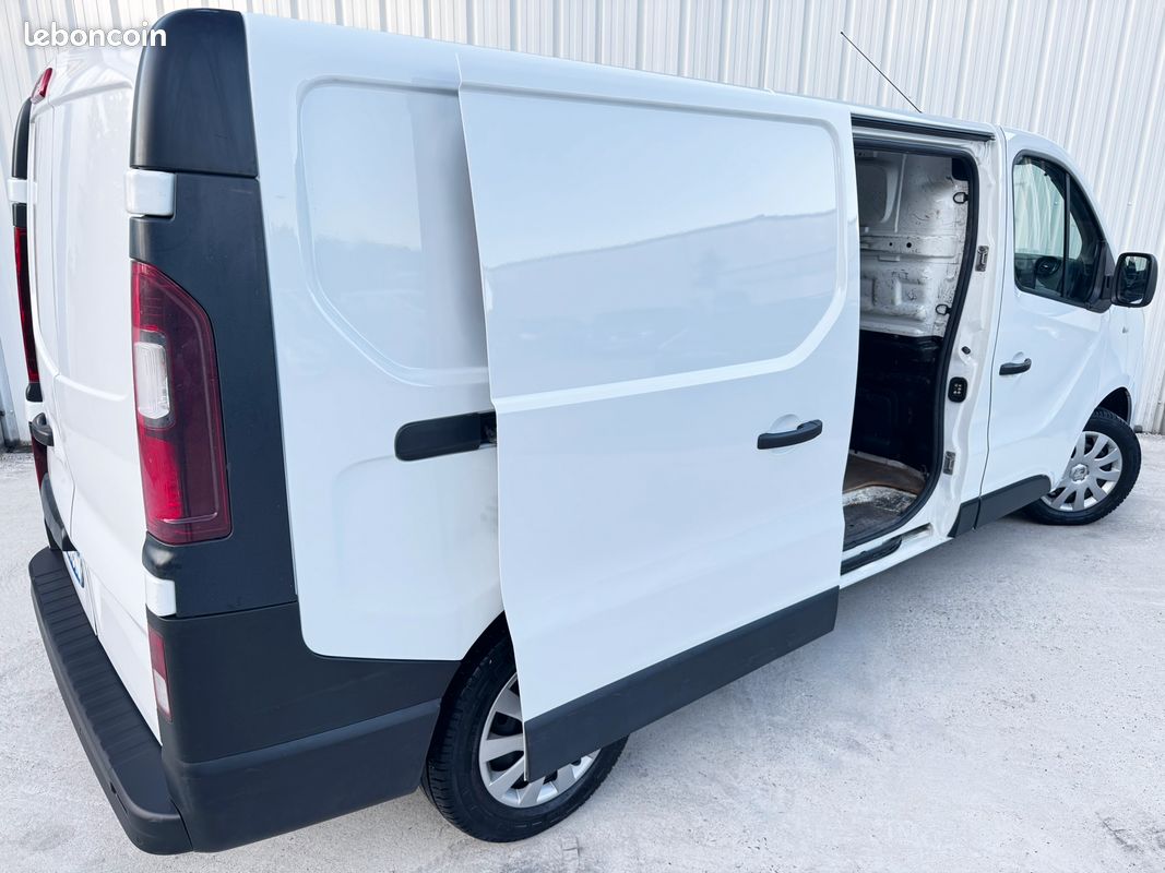 RENAULT TRAFIC III L2H1 GRAND CONFORT 1.6 DCI 120cv BV6 3 PLACES 1°MAIN à 13300 HT et TVA 20% 2660 RÉCUPÉRABLE (image 8)