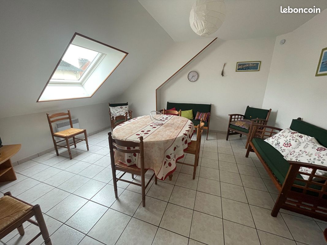 Appartement 4 pièces 118 m² · à Saint-Vaast-la-Hougue · 118 m² · 880 €/mois