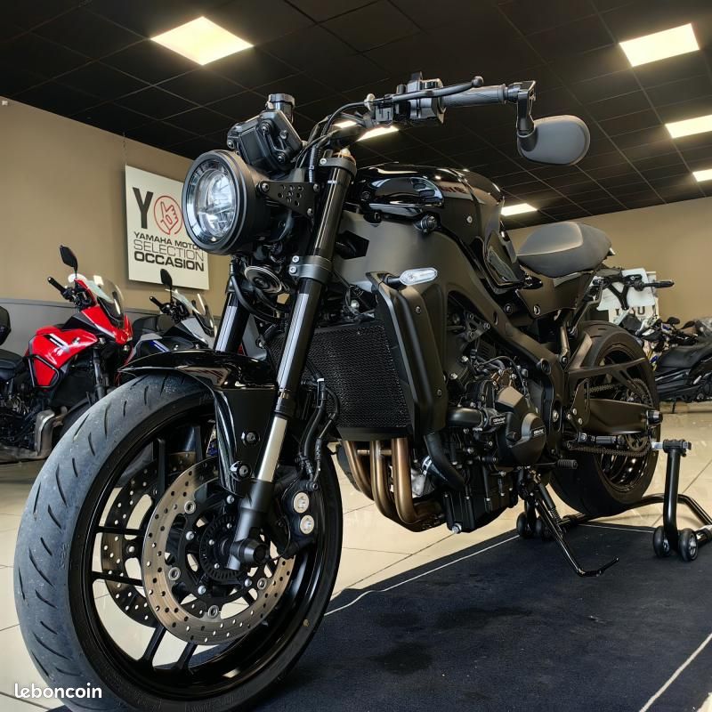 Xsr 9 Yamaha XSR 900 850 cm3 - Motos