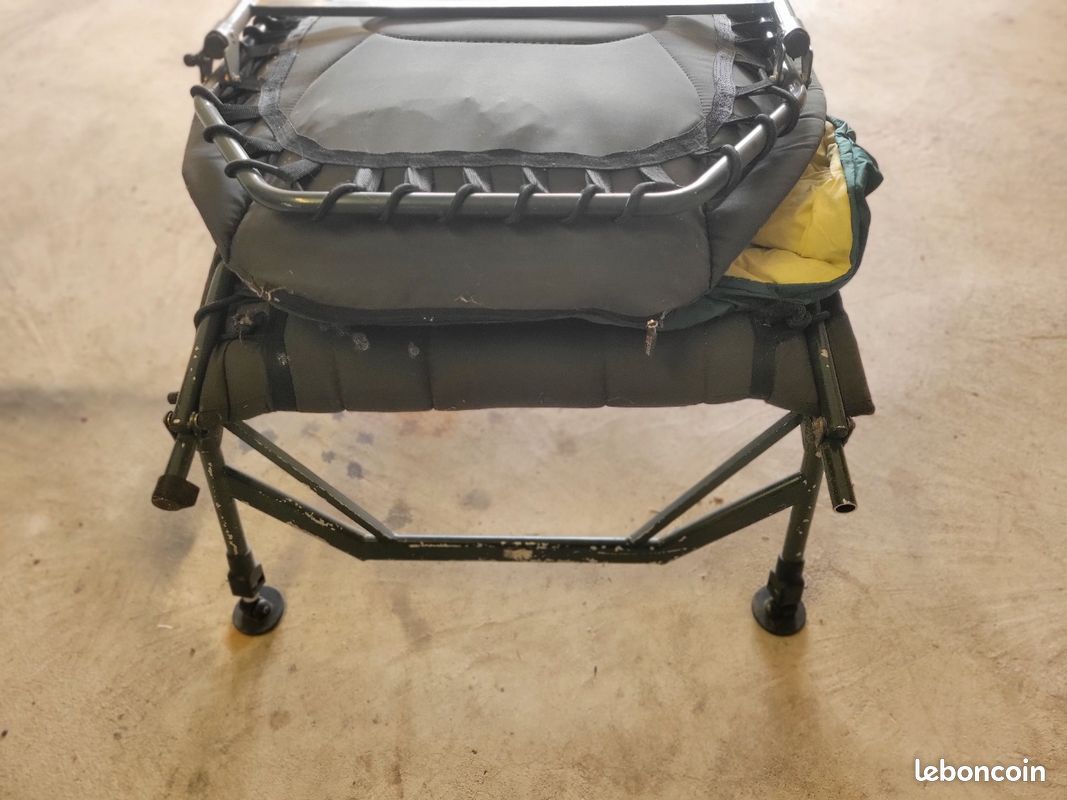 Bedchair (image 1)