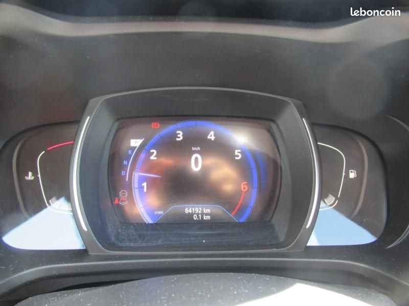 Renault Kadjar 1.3 TCe 140ch FAP Black Edition SL EDC (image 16)