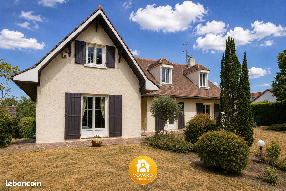 Maison 8 pièces 236 m² · à Saint-Brice-sous-Forêt · 236 m² · 599 000 €