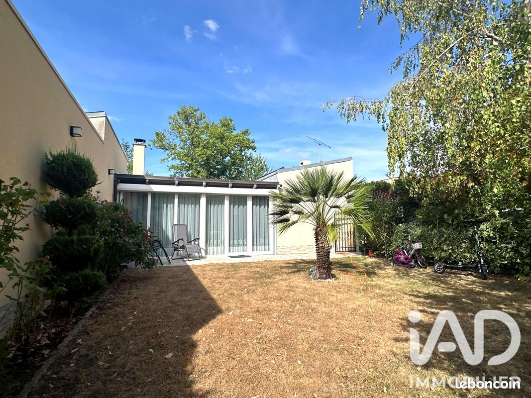 Maison 4 pièces 101 m² · à Gretz-Armainvilliers · 101 m² · 348 000 €
