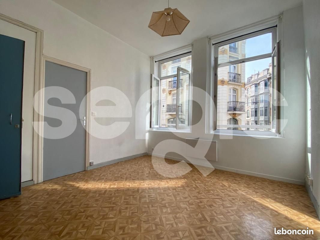 Appartement 1 pièce 18 m² · à Lille · 18 m² · 409 €