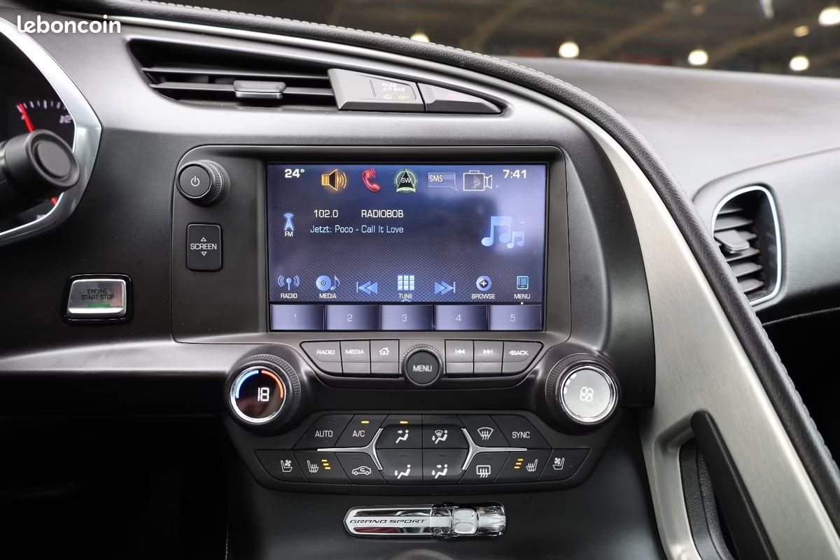 CHEVROLET CORVETTE C7 Grand Sport 2LT 6.2 V8 466 ch BVA8 – HUD – Bose – Toit carbone (image 15)