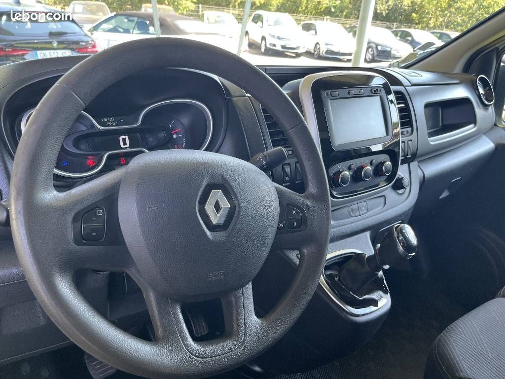 Renault Trafic III 2.0 DCI 120 CONFORT (image 12)