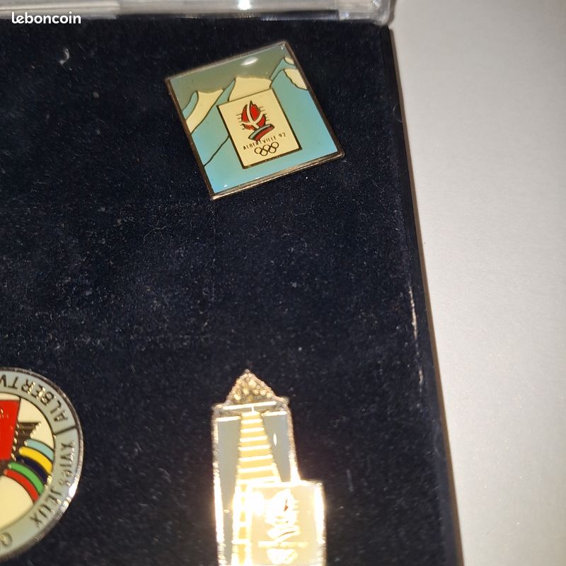 6 pin's Jeux Olympiques Albertville 1992 JO 92 défilé