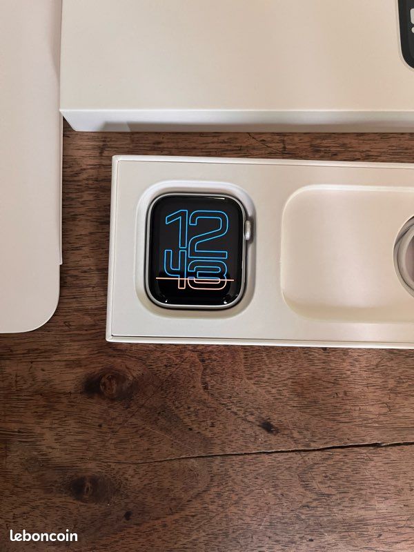 Apple watch se 2 Wifi + Cellular 44mm batterie 100% (image 5)