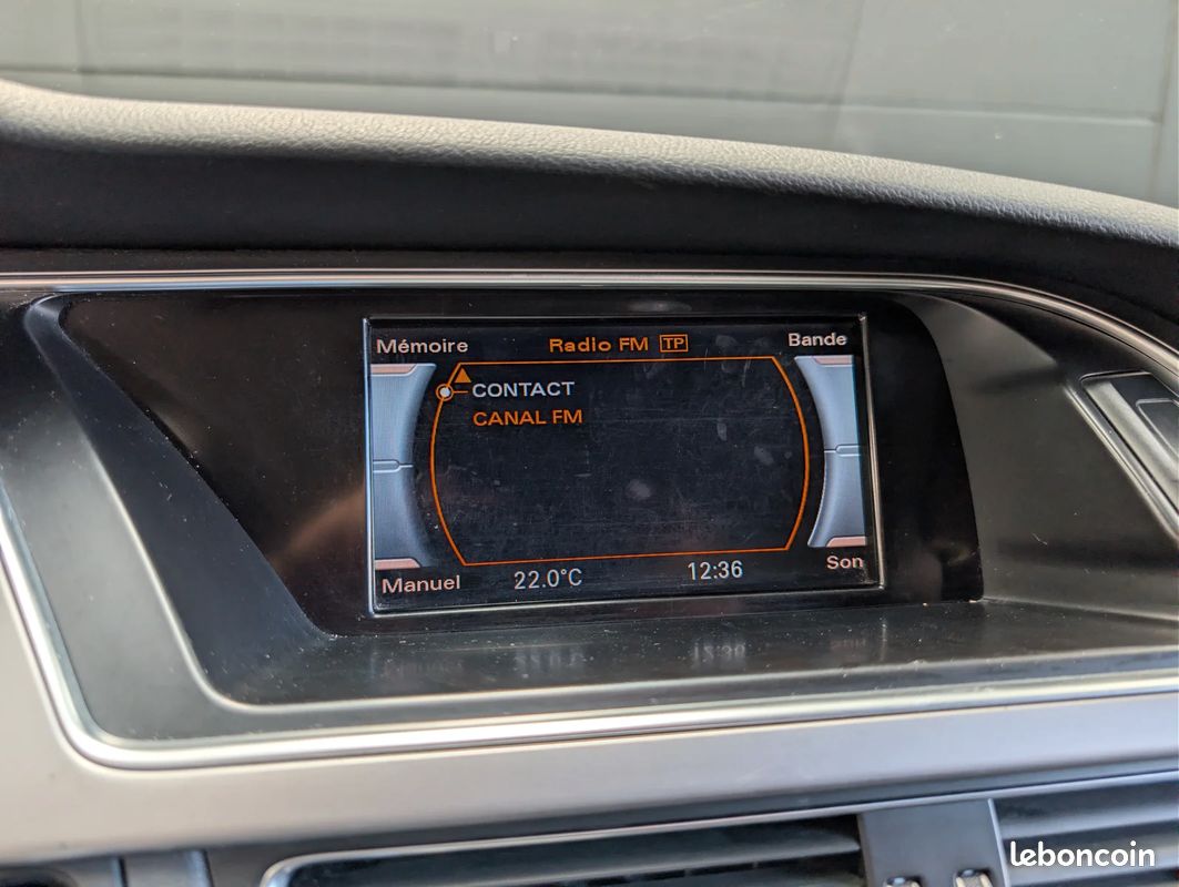 AUDI A5 SPORTBACK 2.0 TDI 136ch Ambiente - Intérieur cuir - Régulateur de vitesse - Clim auto (image 23)