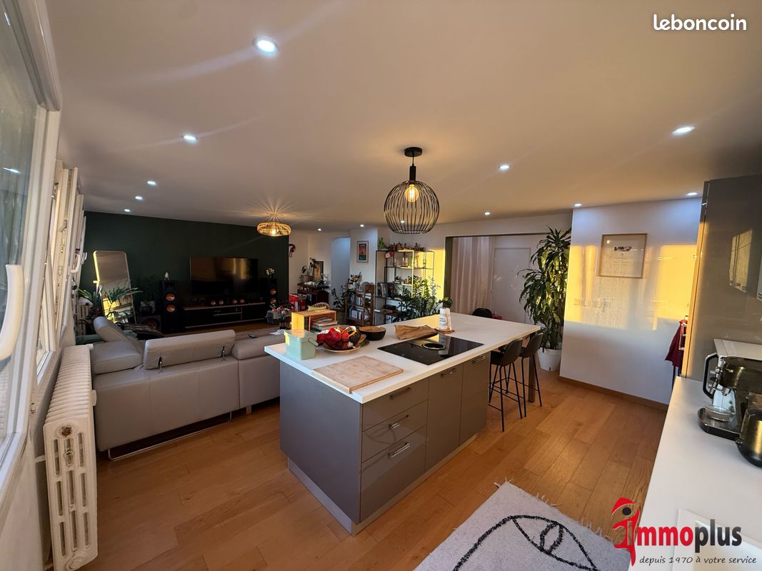 Appartement 5 pièces 102 m² · à Saint-Louis · 102 m² · 249 000 €