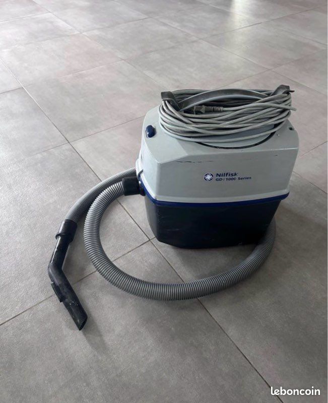 Suçoir Universel Réglable MisterVac Compatible Avec Suceur Sol, Suceur Balai, Suceur Parquet Suçoir Pour Sol Dur