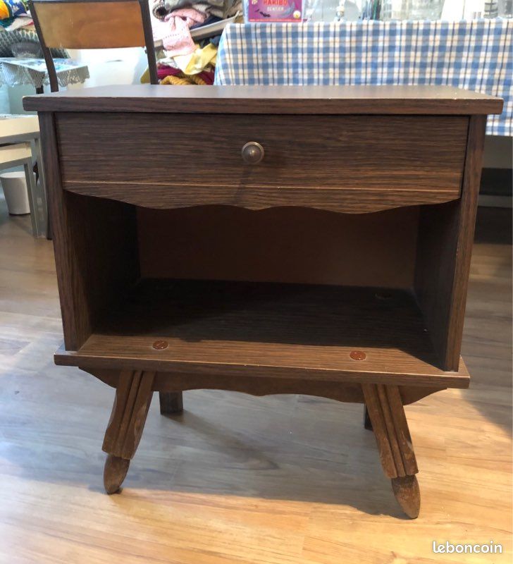 Petite commode en bois (image 4)