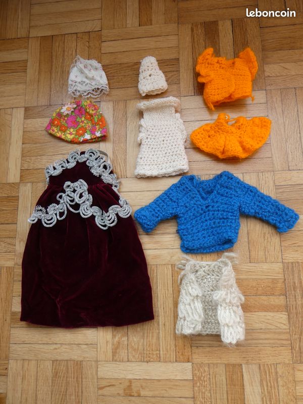 Lot De 2 Tenues Pour Poupées 50-55 Cm – Manteau, Robe, Bandeau Et Chaussettes – Fermeture Scratch, Polyester Doux