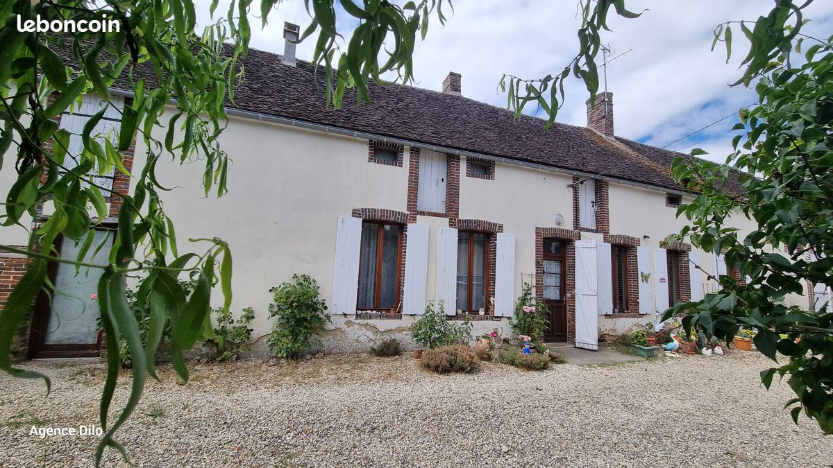 Maison 5 pièces 130 m² · à Bellechaume · 130 m² · 138 000 €