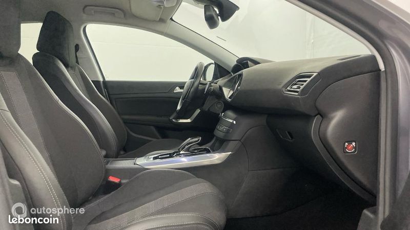 Peugeot 308 1.2 PureTech 130ch S&S Allure EAT8 (image 15)