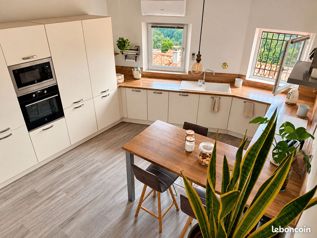 Maison 5 pièces 130 m² · à Les Pennes-Mirabeau · 130 m² · 395 000 €