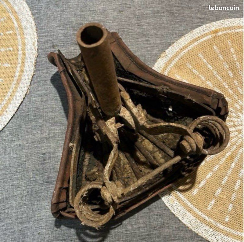 Ancienne selle Vidal (image 2)