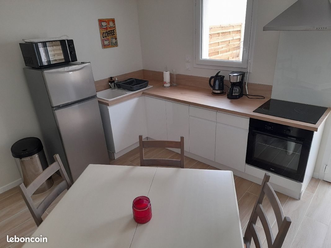 Logement de Vacances - Le Logis de Suzac - Appartement neuf 4 couchages (image 6)