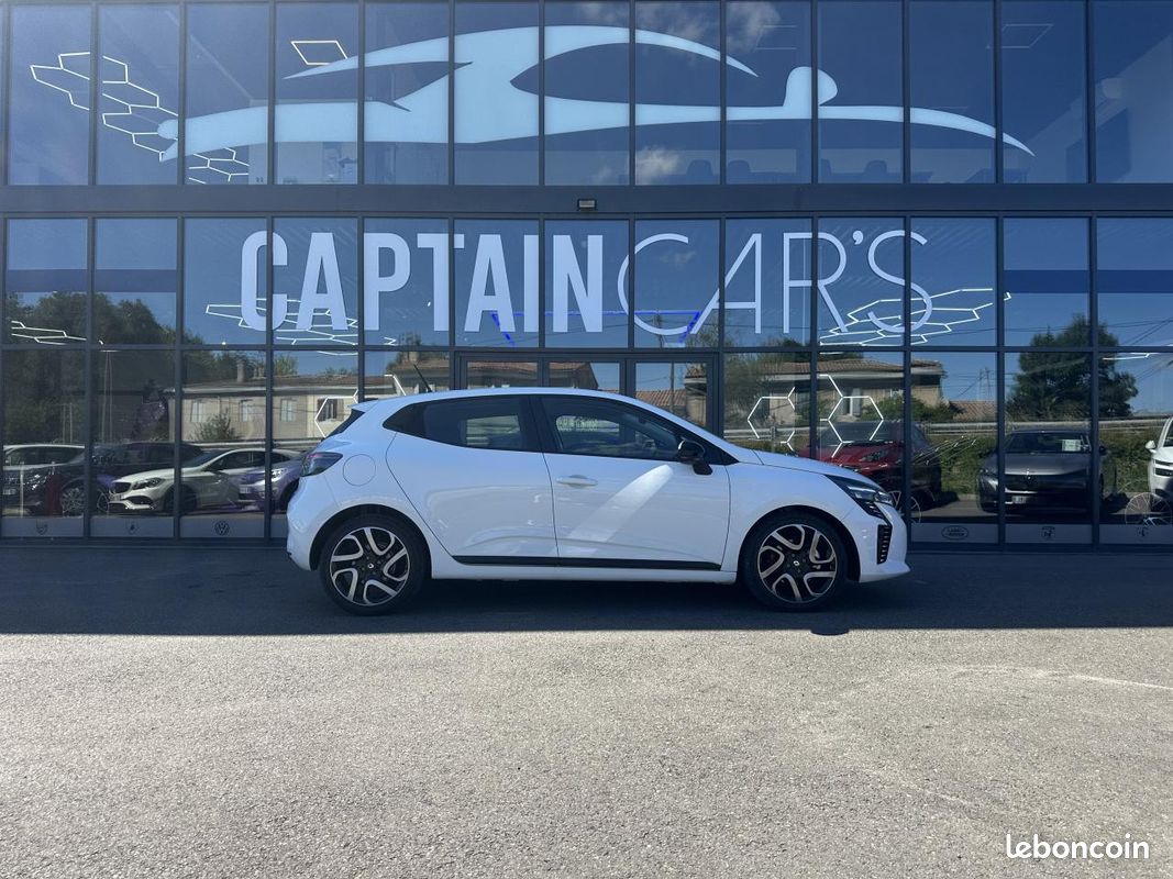 RENAULT CLIO 1.6 E-Tech Hybride - 145 - BVA multi-modes 2025 V Evolution Réversible - GARANTIE 12 MOIS (image 2)