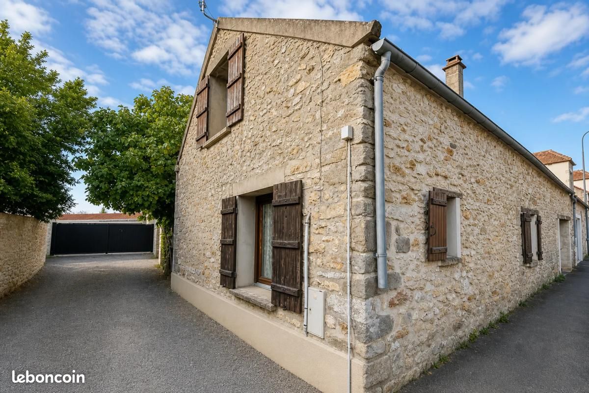 Maison 4 pièces 82 m² · à Réau · 82 m² · 229 500 €