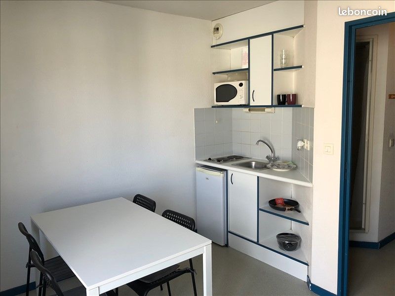 Studio 1 pièce 23 m² - Poitiers 86000 (image principale 0)