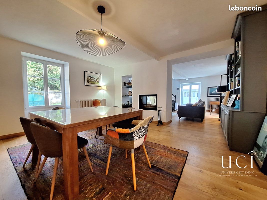 Maison 9 pièces 196 m² · à Nantes · 196 m² · 699 000 €