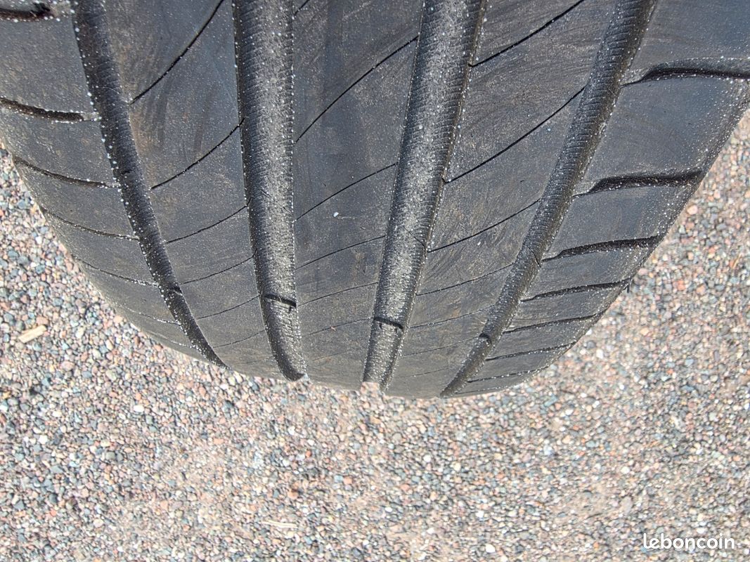 Pneus Michelin 205 55 R16 (image 3)